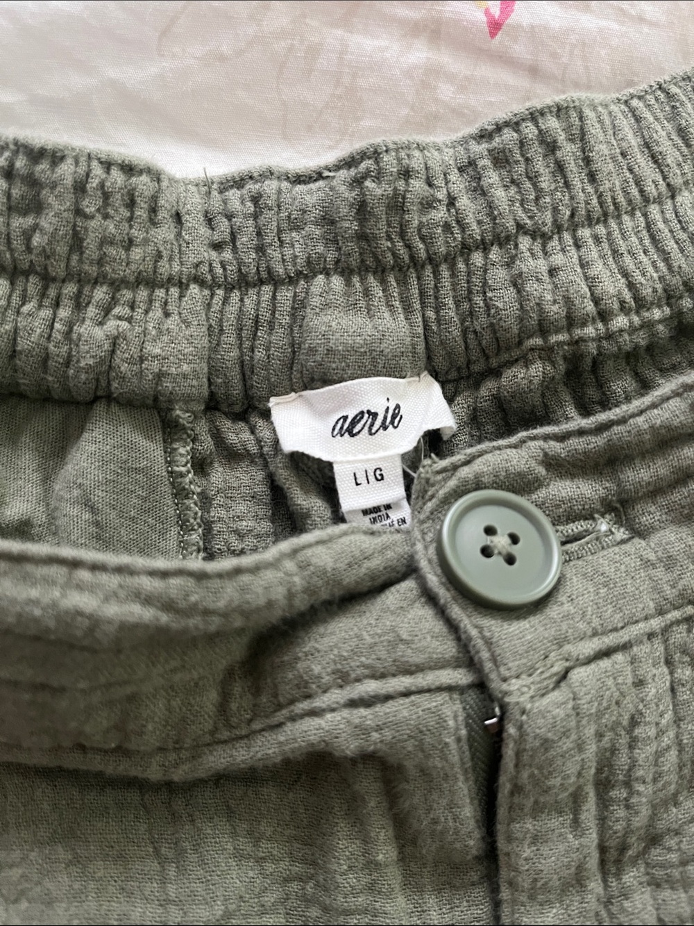 Aerie Day breaker Light Olive Green Women's Relaxed Cotton Shorts - Picture 2 of 5